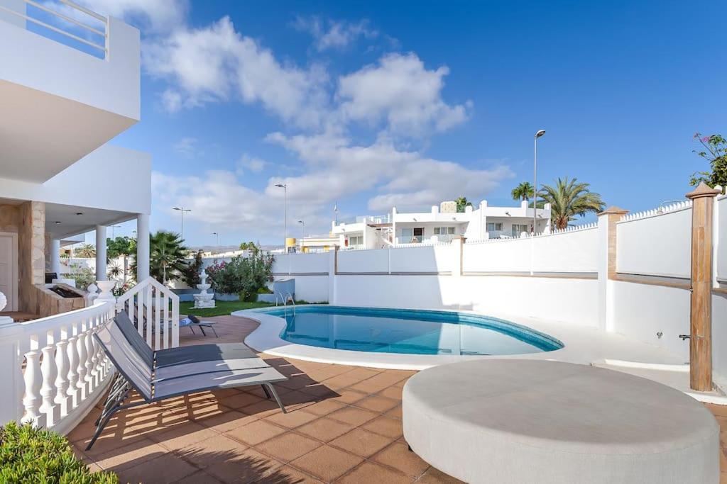 Villa Marlenghi With Private Pool Сан-Бартоломе Экстерьер фото